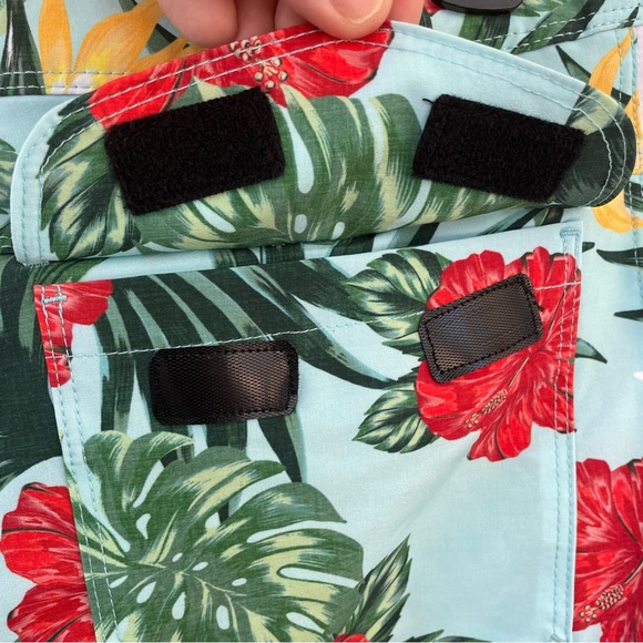 Hurley Hawaiian Board Shorts 32 - Picture 9 of 13